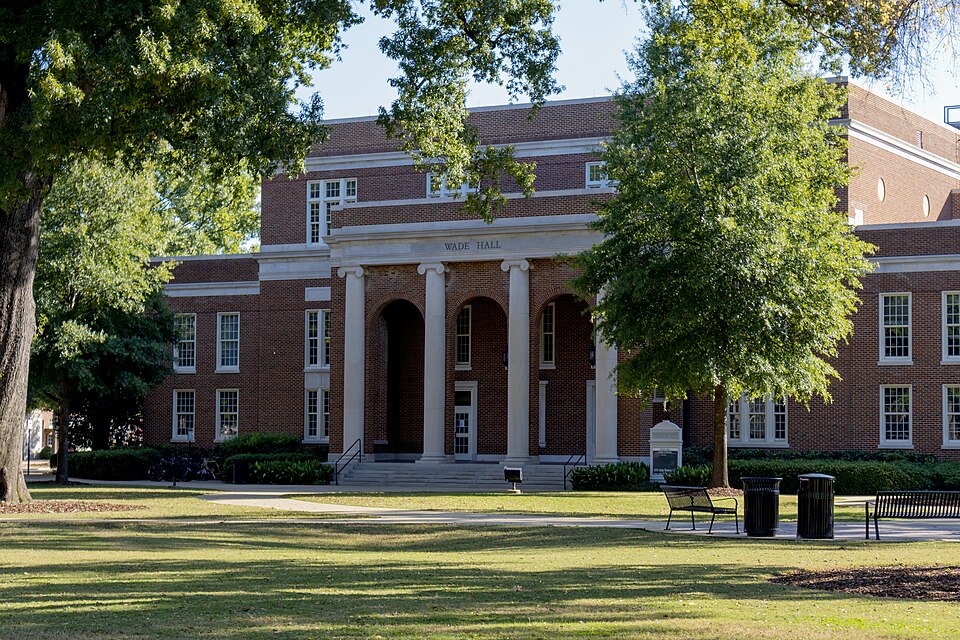 File:2024-10-22 - Tuscaloosa, AL, USA - Wade Hall.jpg